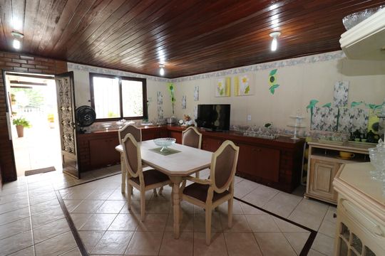 Copa de casa à venda com 4 quartos, 323m² em Jardim Guanabara, Rio de Janeiro