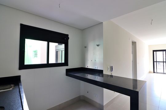 Cozinha e Área de Serviço de apartamento para alugar com 2 quartos, 67m² em Anchieta, São Bernardo do Campo