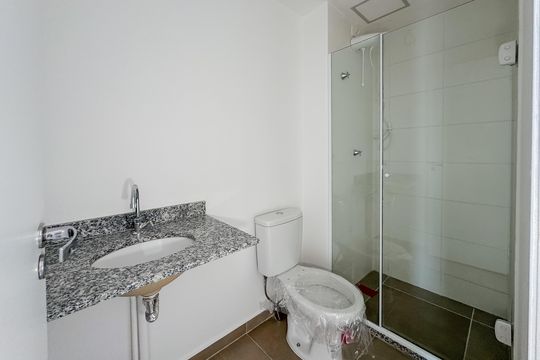 Banheiro de apartamento para alugar com 1 quarto, 28m² em Vila Mariana, São Paulo