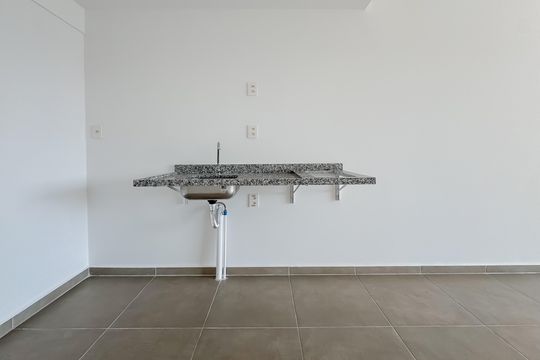 Cozinha de apartamento para alugar com 1 quarto, 28m² em Vila Mariana, São Paulo