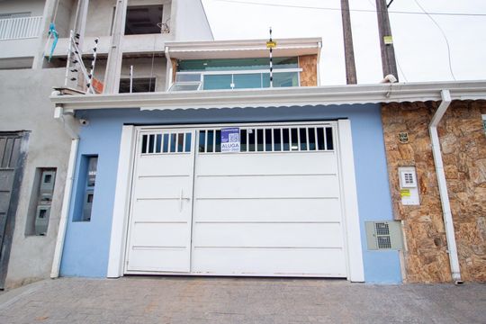 Fachada de kitnet/studio para alugar com 1 quarto, 80m² em Jardim Botucatu, Sorocaba