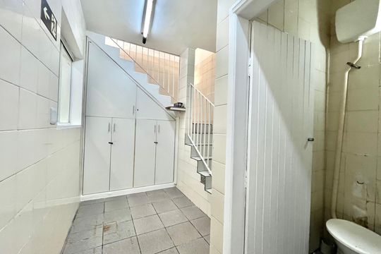 Edícula de casa para alugar com 4 quartos, 287m² em Cidade Vargas, São Paulo