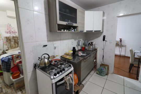 Cozinha de apartamento à venda com 3 quartos, 60m² em Aliança, Osasco