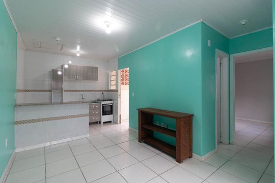Sala de casa para alugar com 1 quarto, 63m² em Cavalhada, Porto Alegre