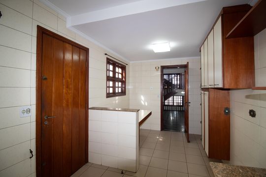 Cozinha de casa à venda com 3 quartos, 336m² em Butantã, São Paulo
