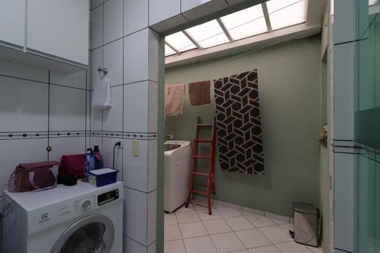 Área de Serviço de apartamento à venda com 4 quartos, 200m² em Vila Valparaíso, Santo André