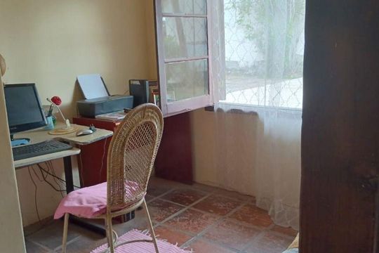 Casa à venda com 2 quartos, 120m² em Matapaca, Niterói