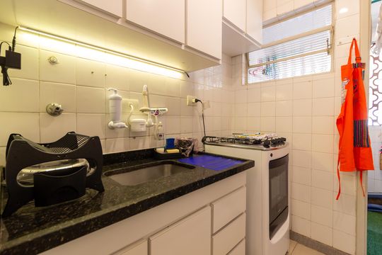 Cozinha de apartamento para alugar com 1 quarto, 51m² em Paraíso, São Paulo