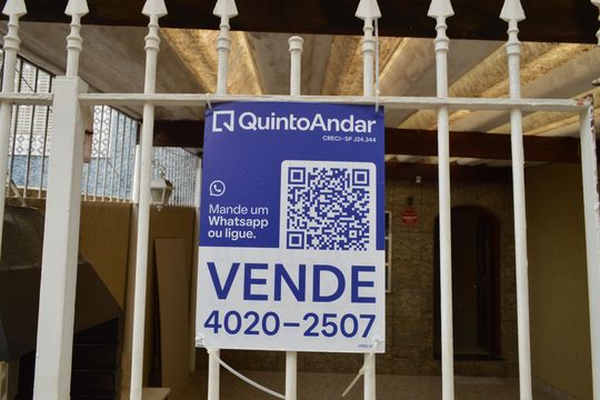 Plaquinha de casa à venda com 2 quartos, 106m² em Vila São José, São Paulo