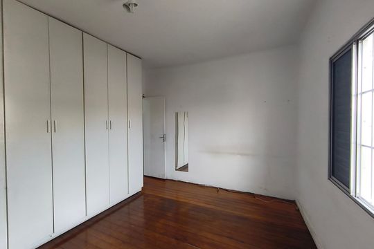 Quarto de casa à venda com 2 quartos, 106m² em Vila São José, São Paulo