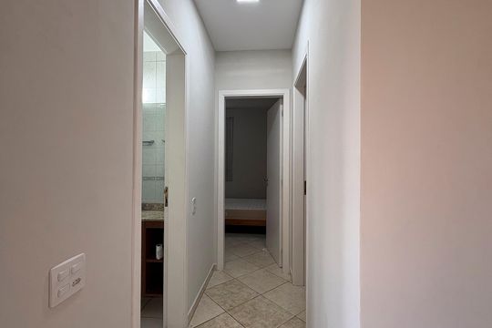 Corredor de apartamento para alugar com 2 quartos, 70m² em Ipiranga, São Paulo