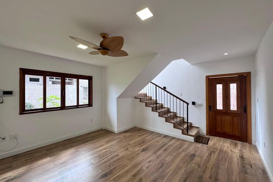 Casa para alugar com 4 quartos, 150m² em Vargem Grande, Rio de Janeiro