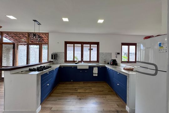 Cozinha de casa para alugar com 4 quartos, 150m² em Vargem Grande, Rio de Janeiro