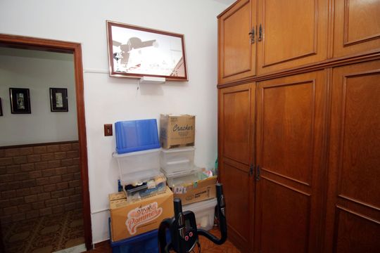 Quarto 1 de casa à venda com 3 quartos, 150m² em Brás de Pina, Rio de Janeiro
