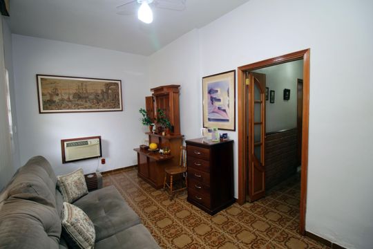 Sala de casa à venda com 3 quartos, 150m² em Brás de Pina, Rio de Janeiro