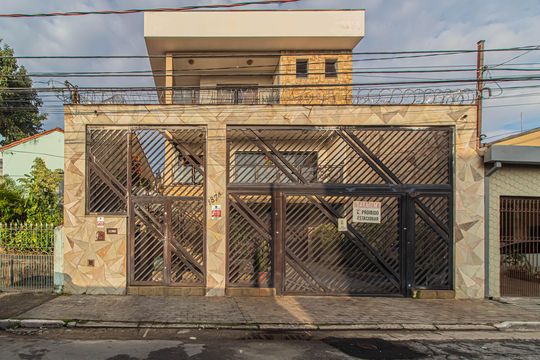 Fachada de casa para alugar com 4 quartos, 480m² em Jardim Maringa, São Paulo