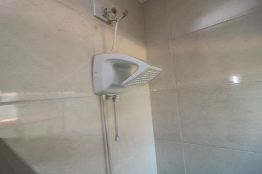 Banheiro da Suíte 2 de casa de condomínio à venda com 2 quartos, 123m² em Vila Santa Clara, São Paulo