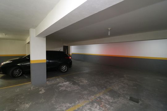 Garagem de casa de condomínio à venda com 2 quartos, 123m² em Vila Santa Clara, São Paulo