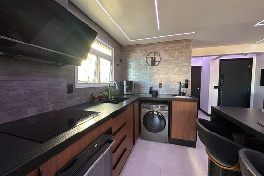 Cozinha de apartamento à venda com 2 quartos, 118m² em Alphaville Industrial, Barueri