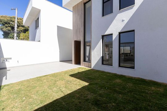 Área comum de casa à venda com 3 quartos, 210m² em Planalto, Belo Horizonte