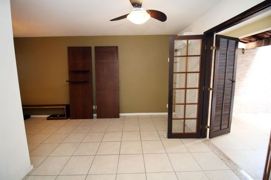 Sala de casa à venda com 3 quartos, 93m² em Penha Circular, Rio de Janeiro