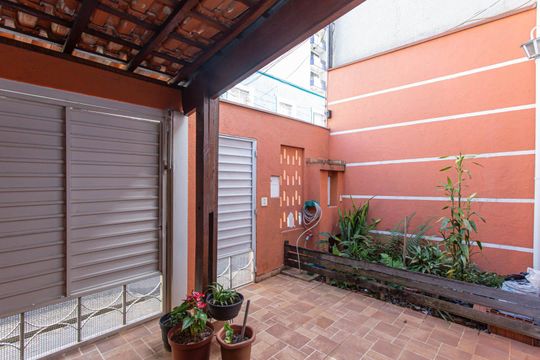 Garagem de casa à venda com 3 quartos, 152m² em Jardim Previdencia, São Paulo