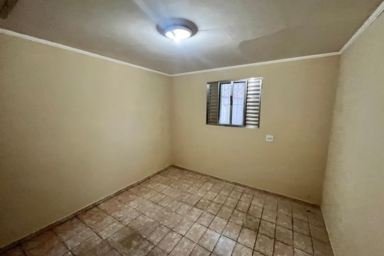 Quarto 3 de casa à venda com 6 quartos, 289m² em Parque Peruche, São Paulo