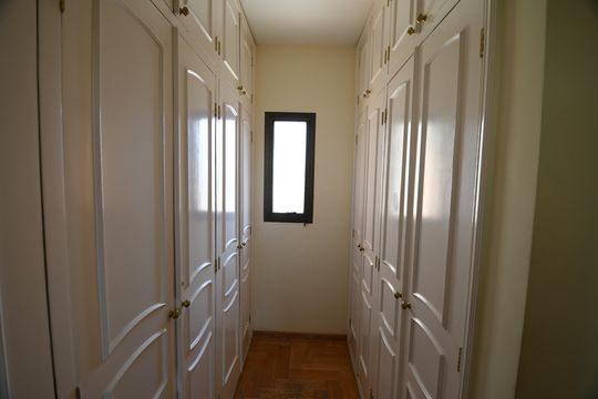 Closet da suíte 4 de apartamento à venda com 5 quartos, 221m² em Cambuí, Campinas