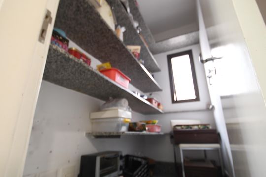 Despensa de apartamento à venda com 5 quartos, 221m² em Cambuí, Campinas