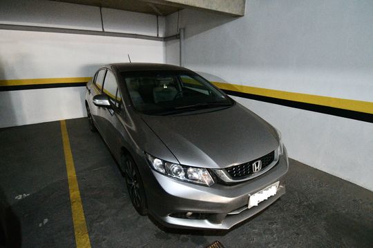 Garagem de apartamento à venda com 5 quartos, 221m² em Cambuí, Campinas