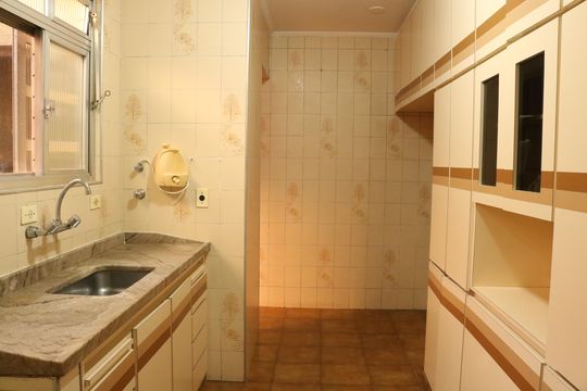 Cozinha de casa para alugar com 3 quartos, 130m² em Bom Retiro, São Paulo