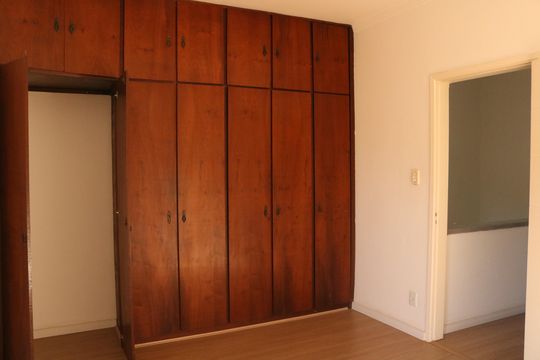 Quarto 2 de casa para alugar com 3 quartos, 130m² em Bom Retiro, São Paulo