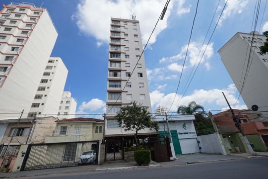 Fachada de apartamento à venda com 3 quartos, 120m² em Cambuci, São Paulo
