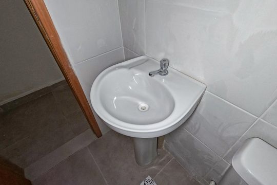 Banheiro de kitnet/studio à venda com 1 quarto, 29m² em Jardim Maristela, São Paulo