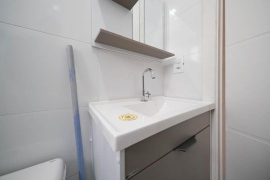 Banheiro de apartamento à venda com 2 quartos, 39m² em Jardim Coimbra, São Paulo