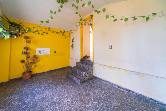 Área de Serviço de casa à venda com 3 quartos, 500m² em Campestre, Santo André