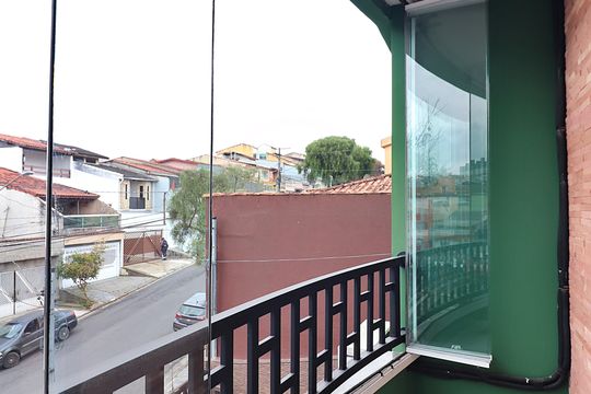 Sacada da Suíte 1 de casa para alugar com 3 quartos, 370m² em Nova Petrópolis, São Bernardo do Campo