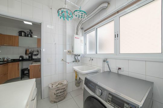 Lavanderia de apartamento à venda com 3 quartos, 124m² em Bosque da Saúde, São Paulo