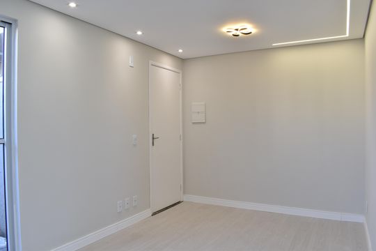Apartamento à venda com 2 quartos, 49m² em Campina do Arruda, Curitiba