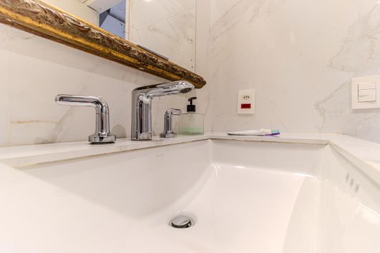 Banheiro da Suíte 2 de casa de condomínio à venda com 2 quartos, 107m² em Higienópolis, São Paulo