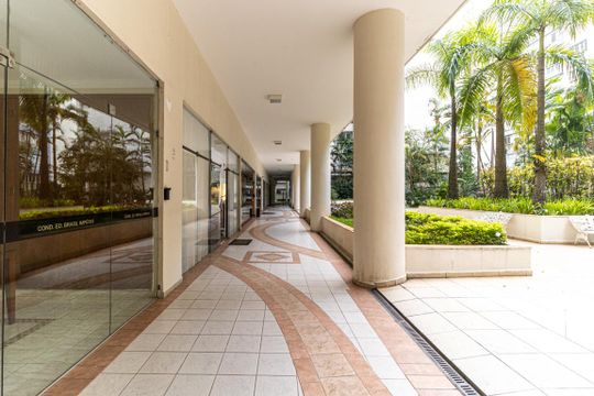 Jardim de casa de condomínio à venda com 2 quartos, 107m² em Higienópolis, São Paulo