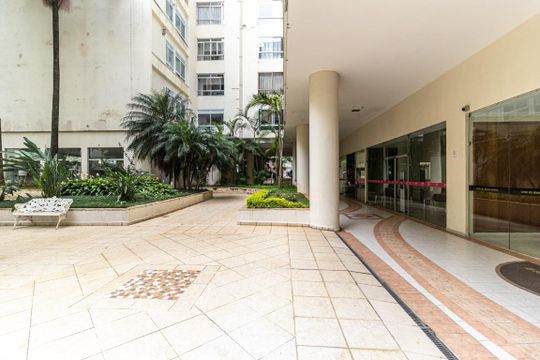 Jardim de casa de condomínio à venda com 2 quartos, 107m² em Higienópolis, São Paulo