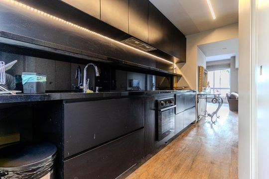 Cozinha de casa de condomínio à venda com 2 quartos, 107m² em Higienópolis, São Paulo