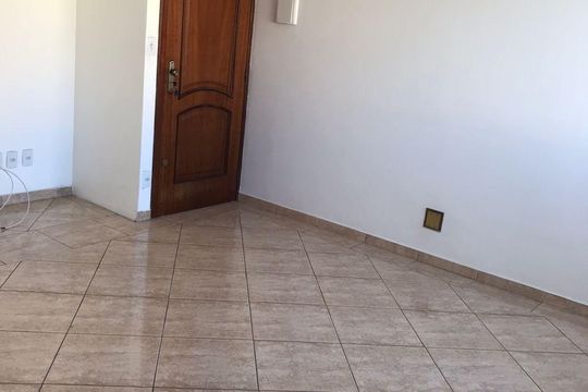 Sala de apartamento à venda com 2 quartos, 64m² em Vila Marlene, São Bernardo do Campo