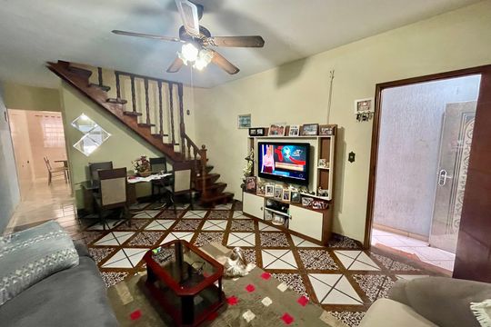 Sala de casa à venda com 2 quartos, 125m² em Parque Continental Iii, Guarulhos