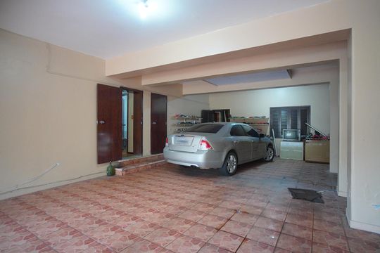 Garagem de casa à venda com 5 quartos, 390m² em Jardim Lindóia, Porto Alegre
