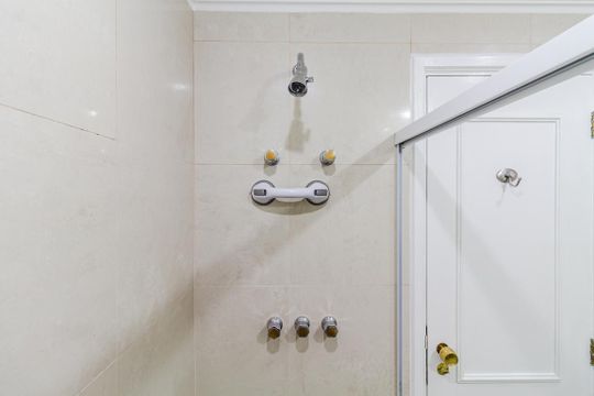 Banheiro de apartamento para alugar com 1 quarto, 40m² em Jardim Paulistano, São Paulo