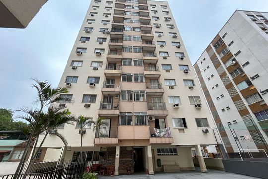 Fachada do bloco de apartamento à venda com 2 quartos, 60m² em Lins de Vasconcelos, Rio de Janeiro