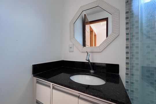 Banheiro Social de casa para alugar com 3 quartos, 180m² em Vargem Grande, Rio de Janeiro