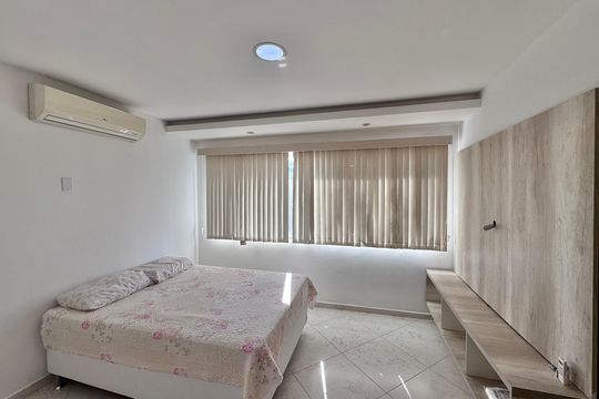 Suíte de casa para alugar com 3 quartos, 180m² em Vargem Grande, Rio de Janeiro